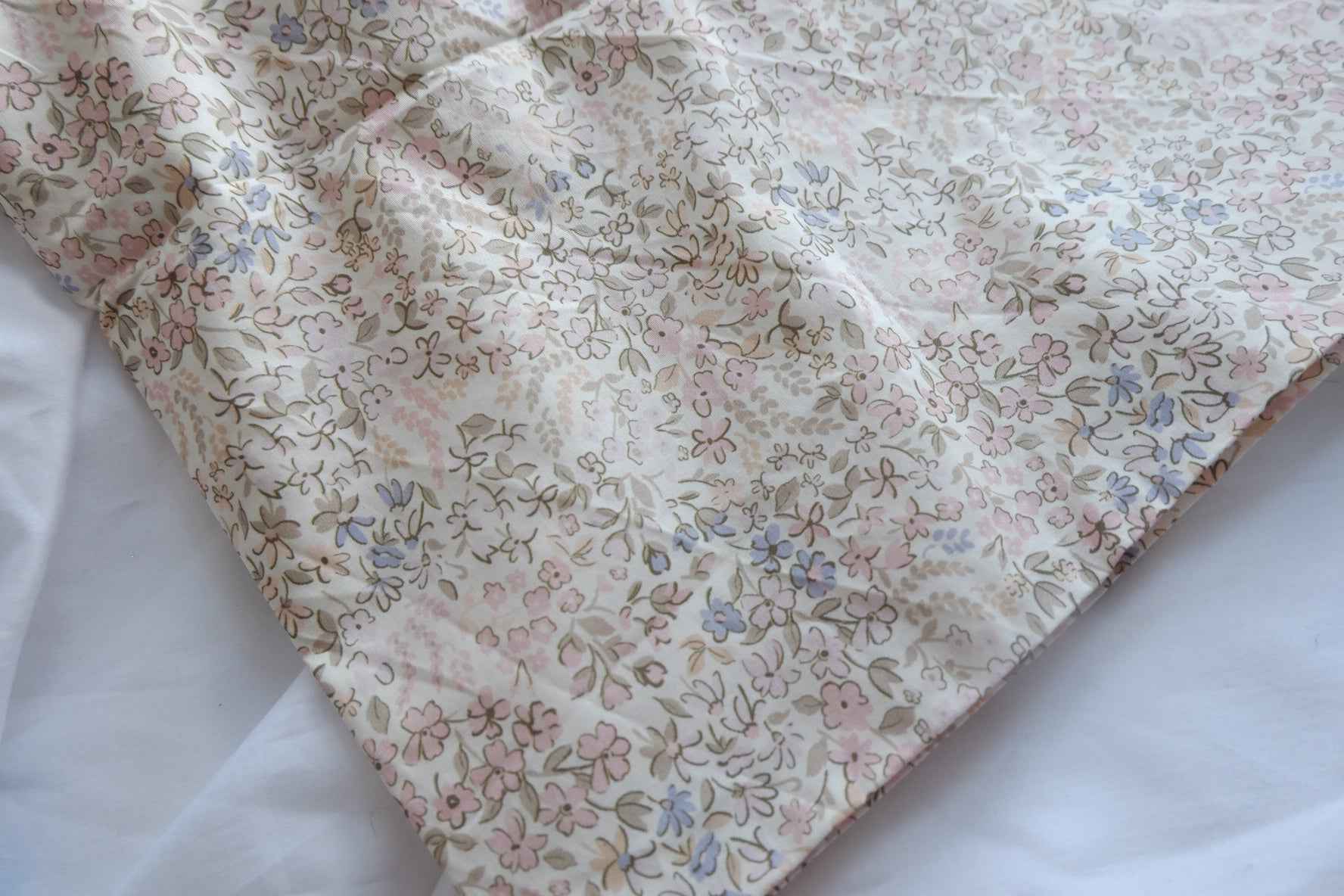 Soft Ditsy Floral Cotton Fabric - 1.42 yd