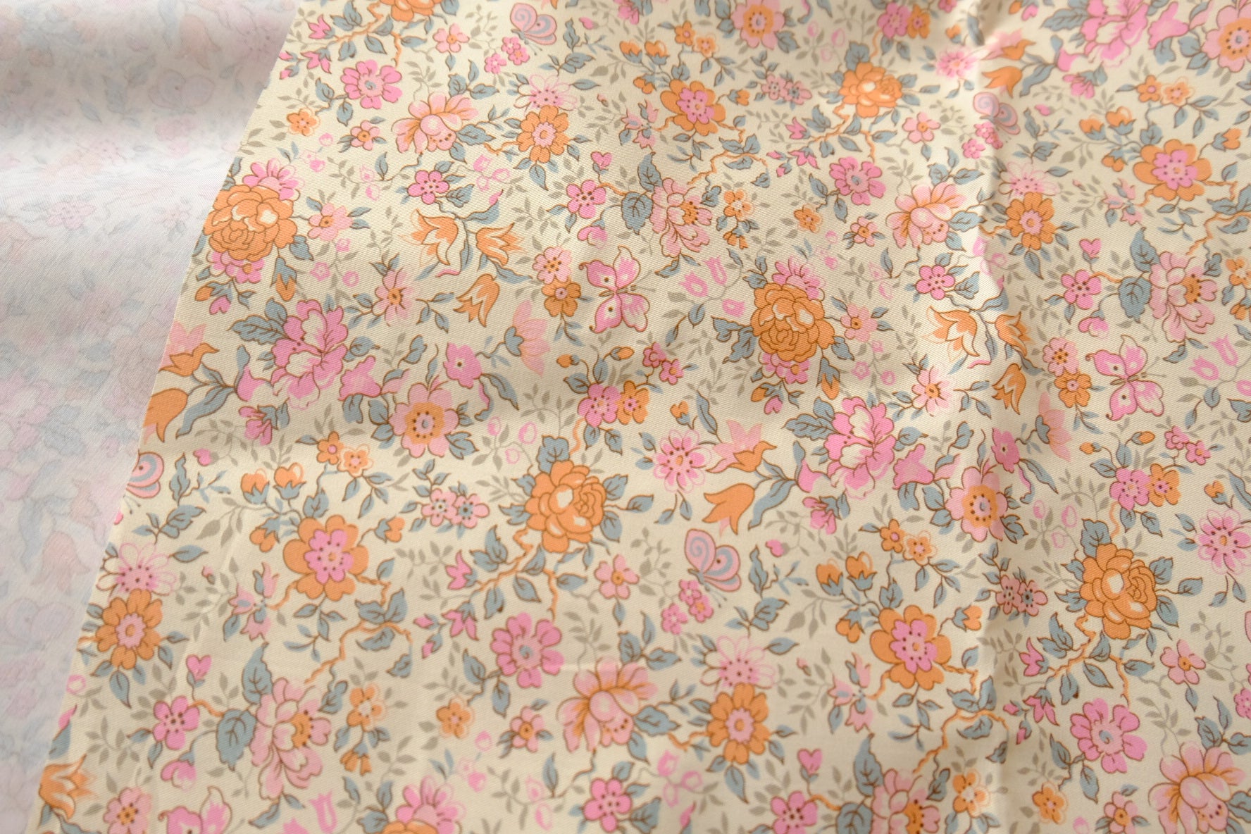 Vintage Apricot Floral Cotton Fabric - 3.28 yd