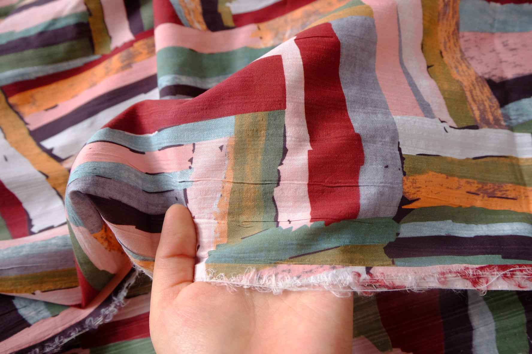 Abstract Brushstroke Fine Linen Fabric - 1.64 yd