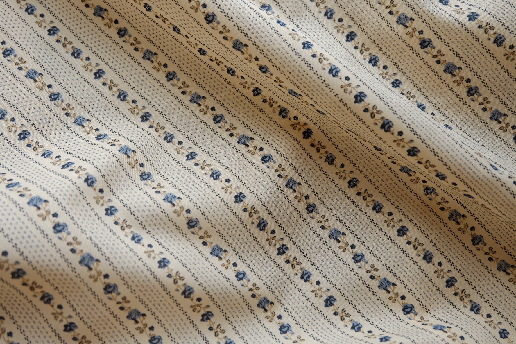 Blue Rose Stripe 60s Cotton Poplin – 3.3 yd
