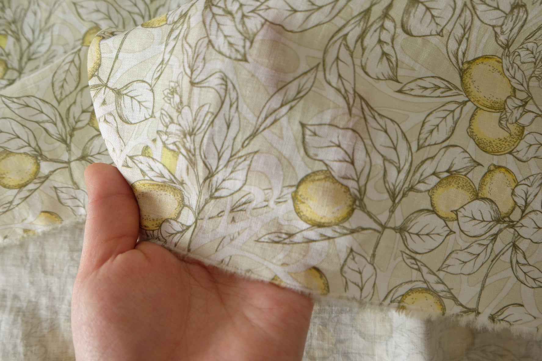 Lemon Pre-Shrunk Linen Cotton Blend — 3.28 yd