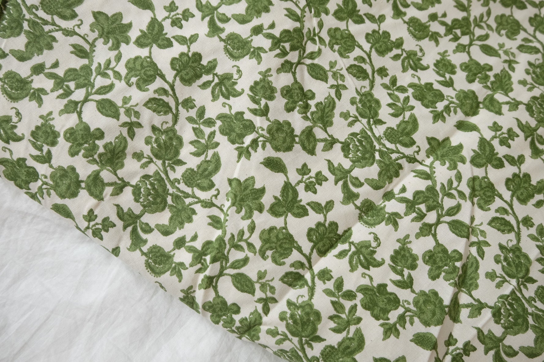 Olive Vine Cotton Linen, 1.6 Yards