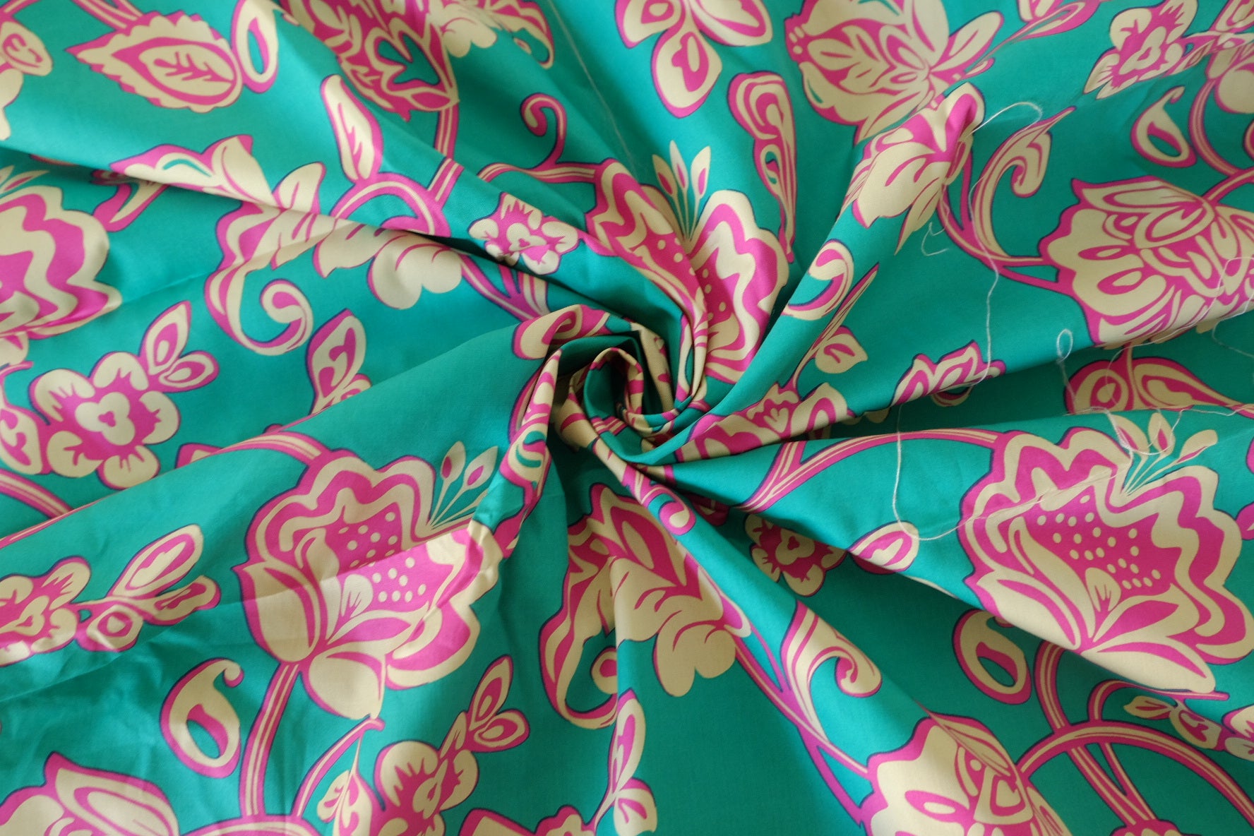 Teal Vine Floral Cotton Poplin Fabric – 3.3 yd