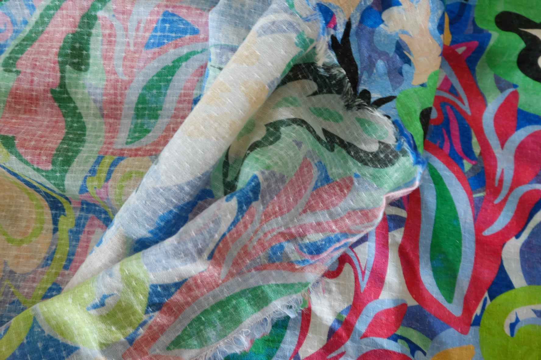 Bold Bohemian Cotton Linen Remnant Fabric – 1.4 yd
