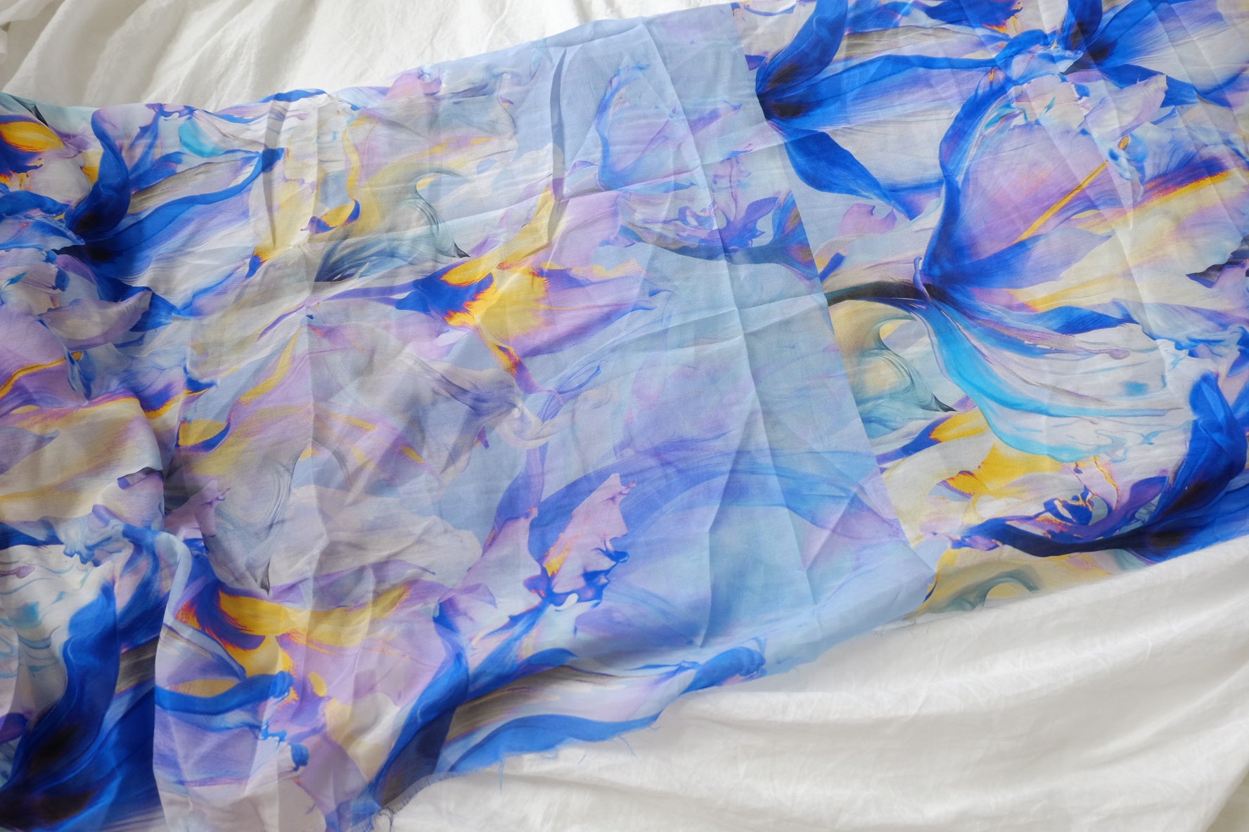 Large-Scale Blue Floral Silk Cotton Blend Fabric - 3.28 yd