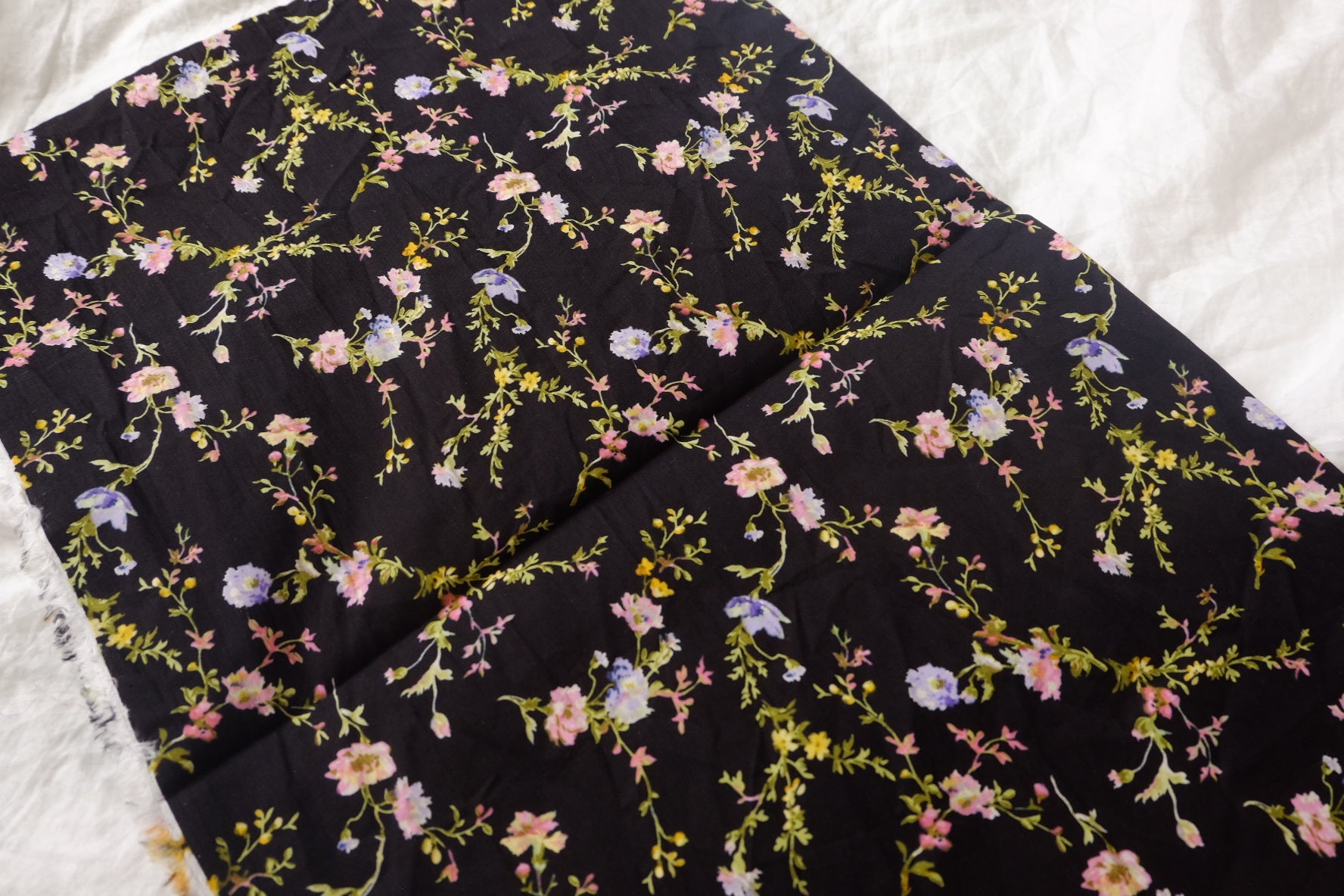 Black Ditsy Floral Lightweight Cotton Fabric - 2.19 yd