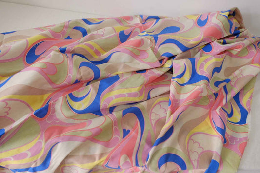 Retro Swirl Light Cotton  – 3.3 yd