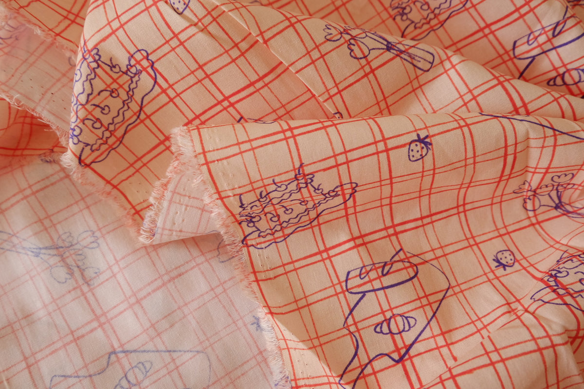Little Things in the Garden – Playful Printed Cotton – 2.2 yd