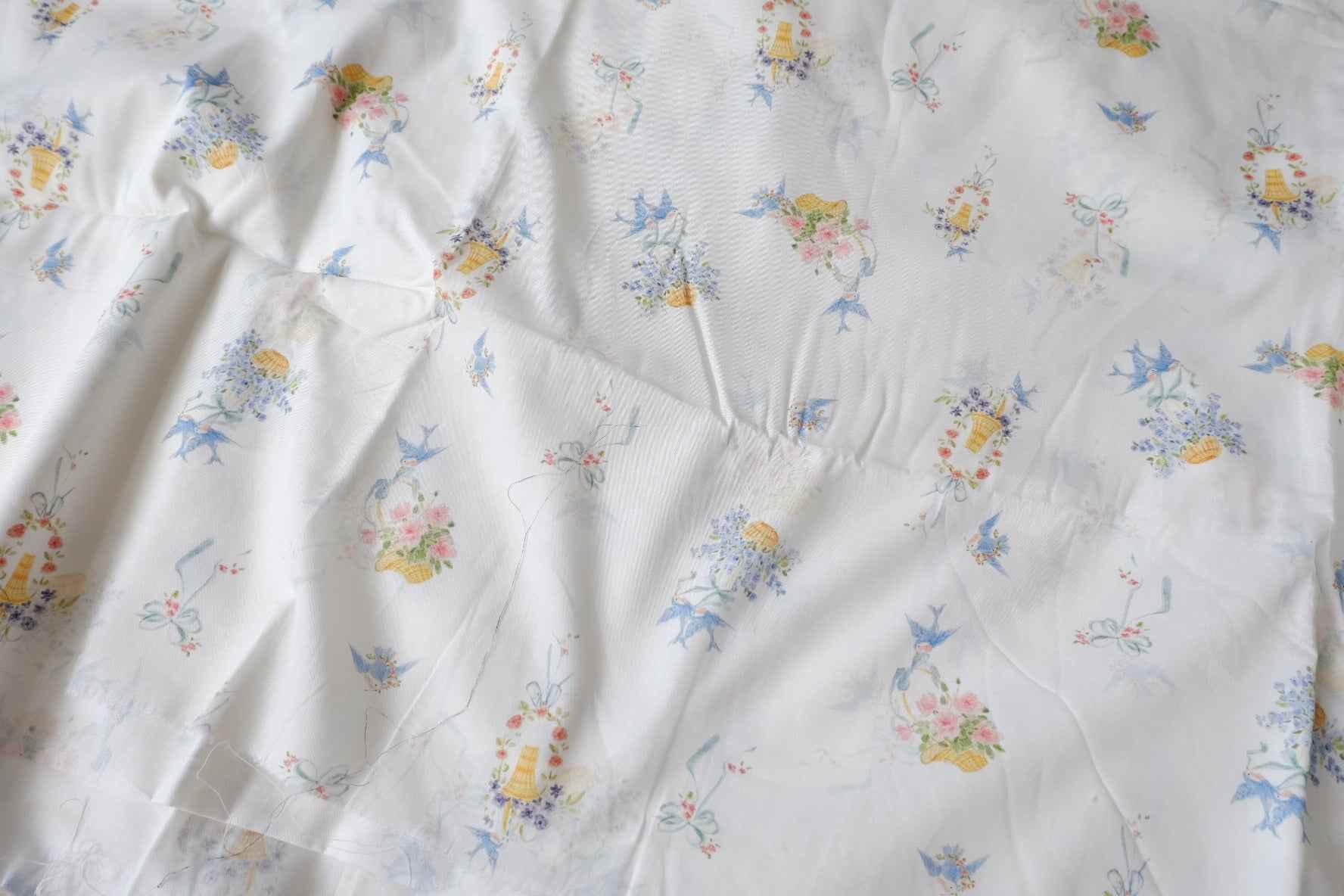 Bird and Floral Basket Cotton Fabric, Crisp 40s Cotton, 1.64 Yards