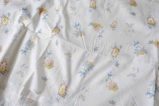 Bird and Floral Basket Cotton Fabric, Crisp 40s Cotton, 1.64 Yards