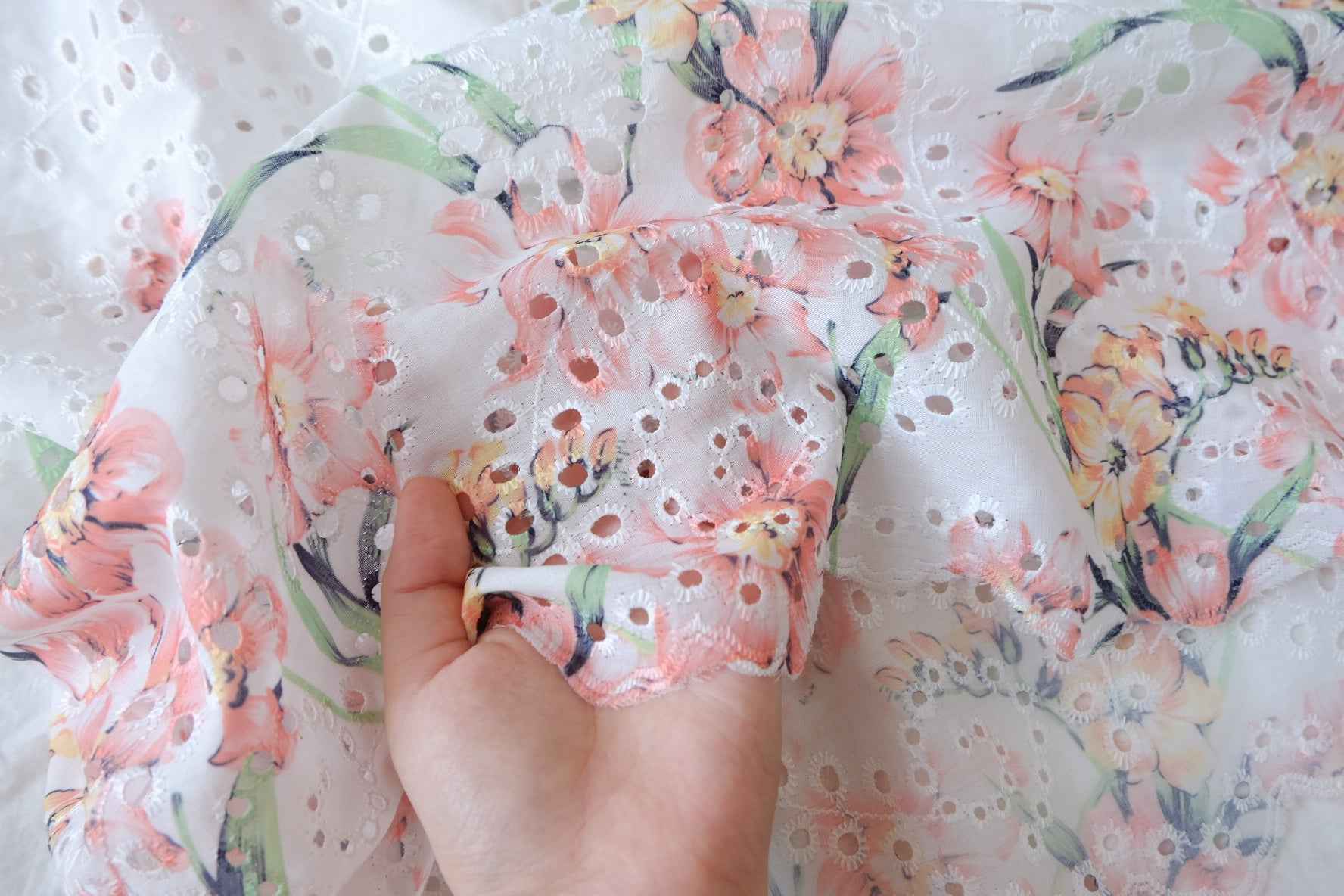 Floral Eyelet Embroidered Cotton Linen Fabric - 3.28 yd