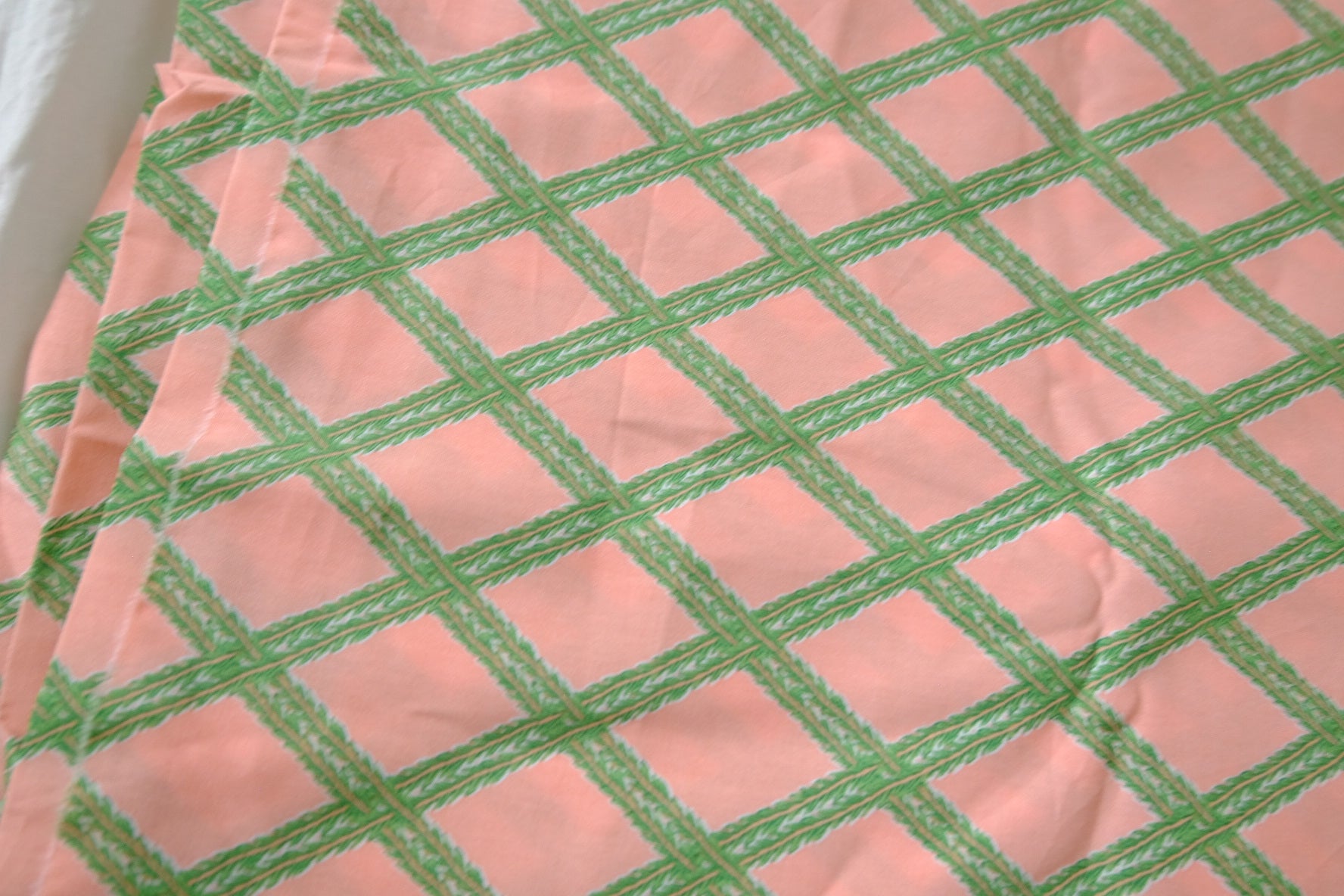 Pink Geometric Cotton Poplin Fabric – Crisp Graphic Summer Cotton (1.64 yards)