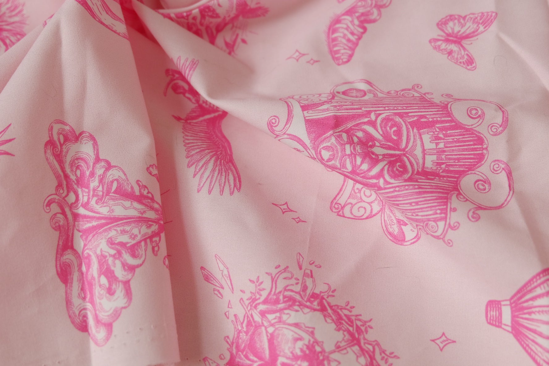 Pink Lion Print Dense Cotton Poplin 2.2 Yards