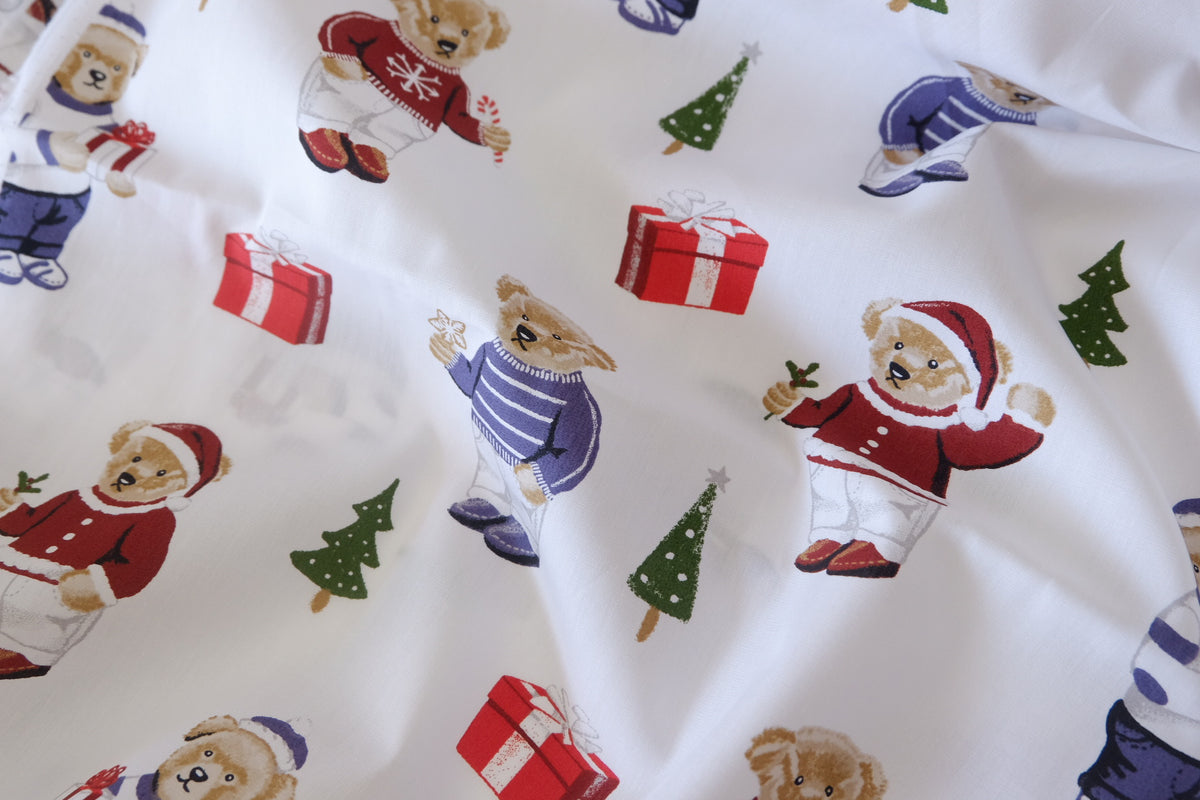 Christmas Teddy Bears Cotton Poplin – 1.64 yd