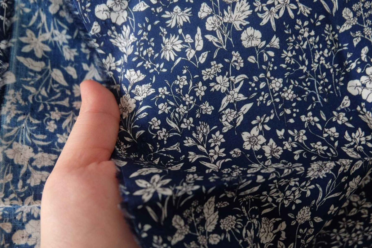 Navy Botanical Cotton Lawn — 3.28 yd