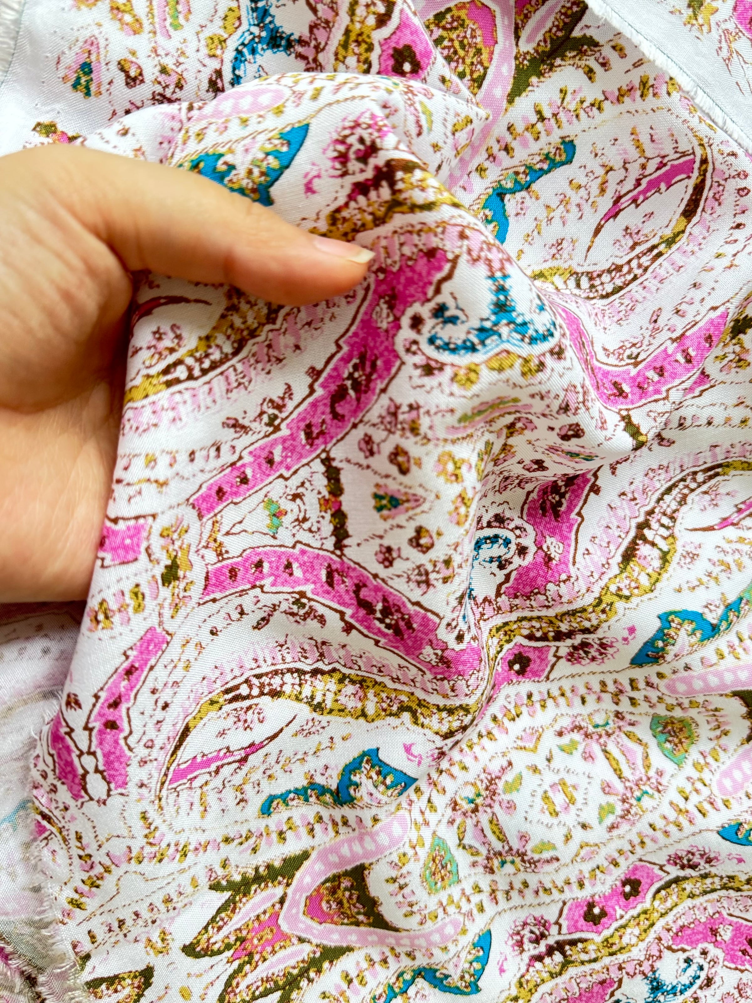 Pink Paisley Soft Rayon Challis Fabric — 3.28 yd