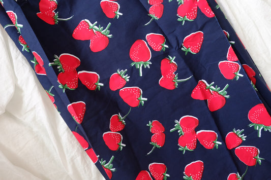 Strawberry Print High-Density Cotton Poplin Fabric, 3.28 Yards