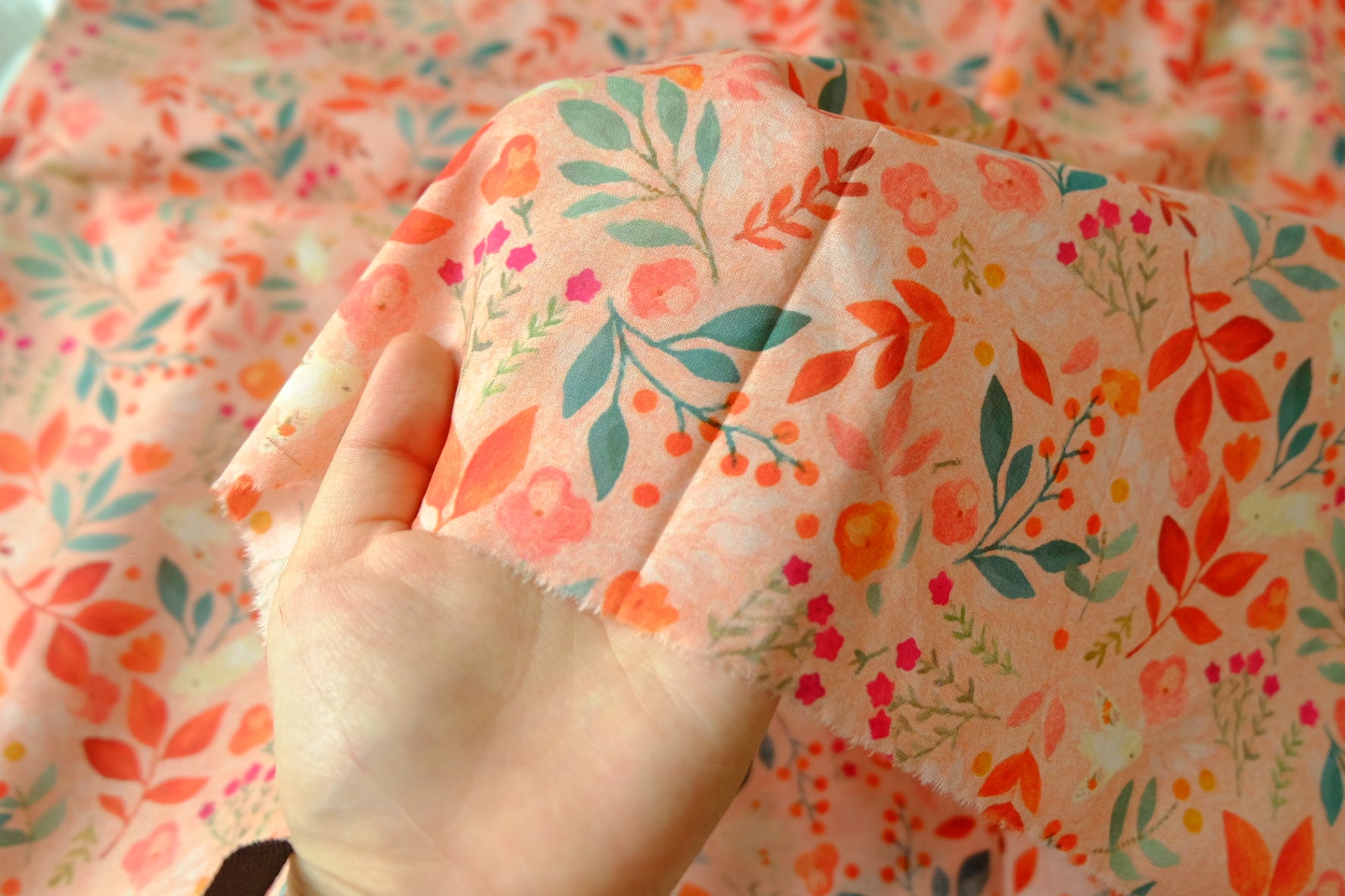 Peach Garden 80s Cotton Poplin Fabric 2.2 Yards