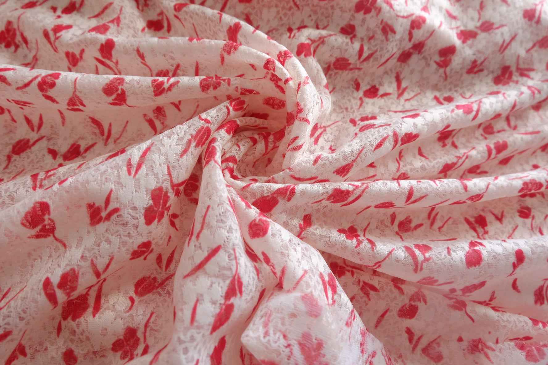 Red Floral Soft Lace Fabric - 1.64 yd