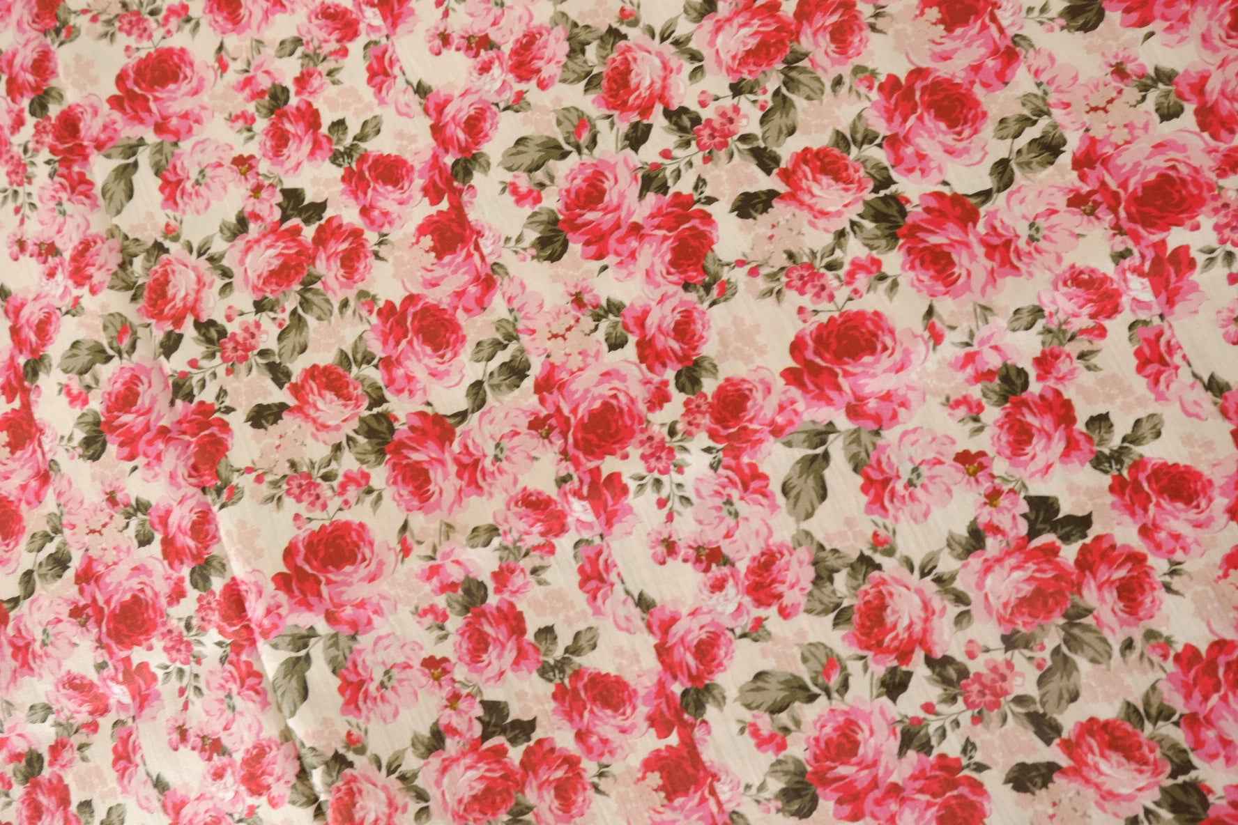 Pink Rose Cotton Poplin Small Cut — 1.53 yd