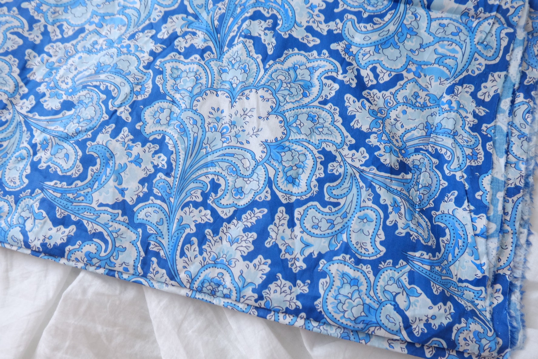 Blue Paisley Fine Cotton Lawn — 1.64 yd
