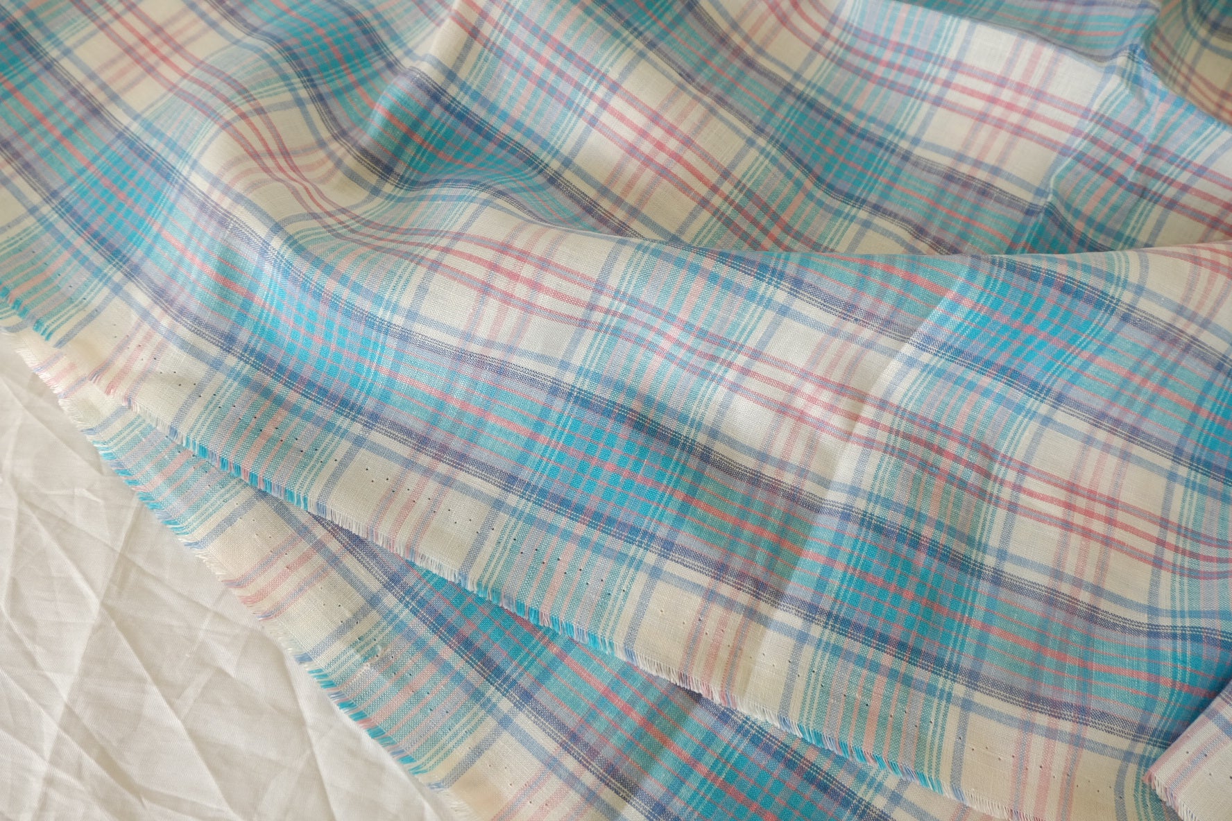 Aqua & Blush Plaid Yarn-Dyed Linen Fabric – 2.19 yd Piece