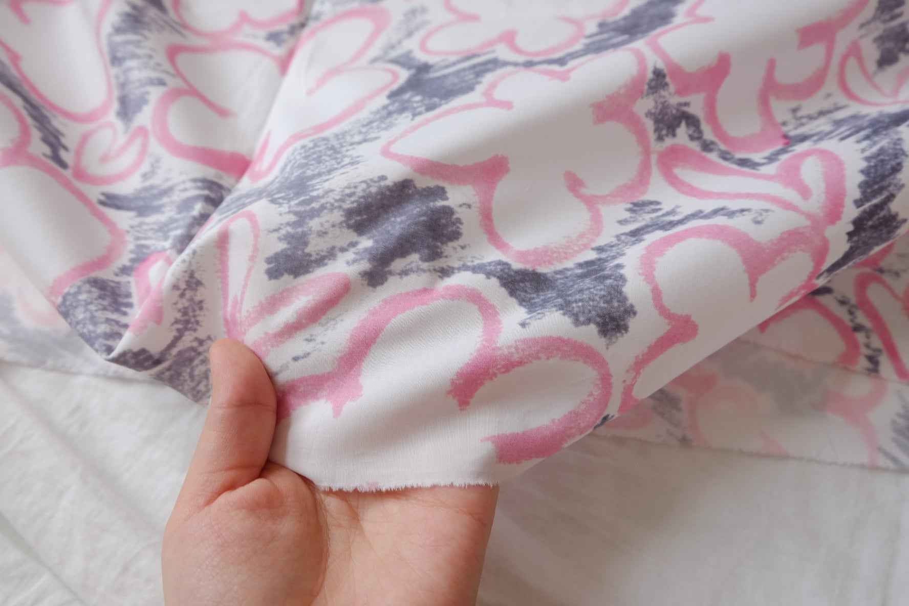 Pink Sketch Floral Cotton Poplin Fabric - 1.53 yd