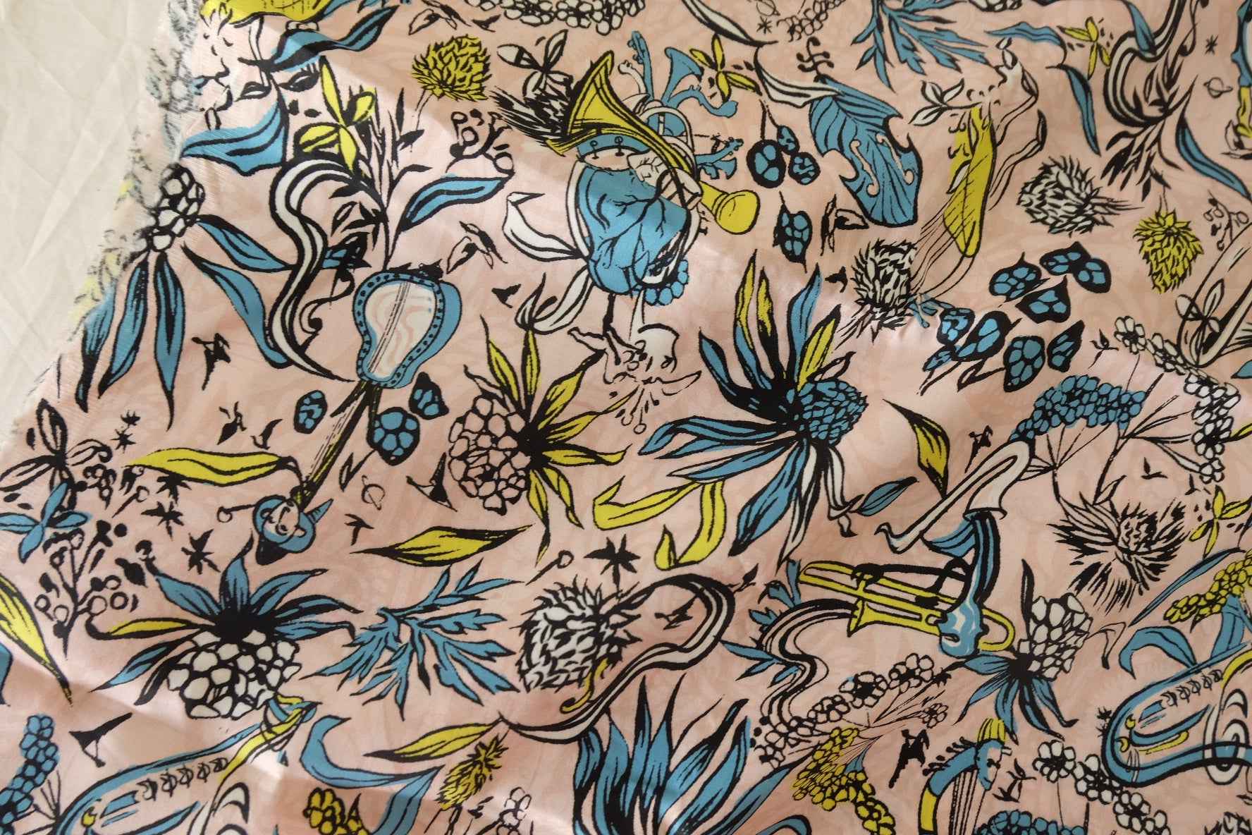 Artistic Botanical Print Cotton Sateen Fabric – 2.2 yd