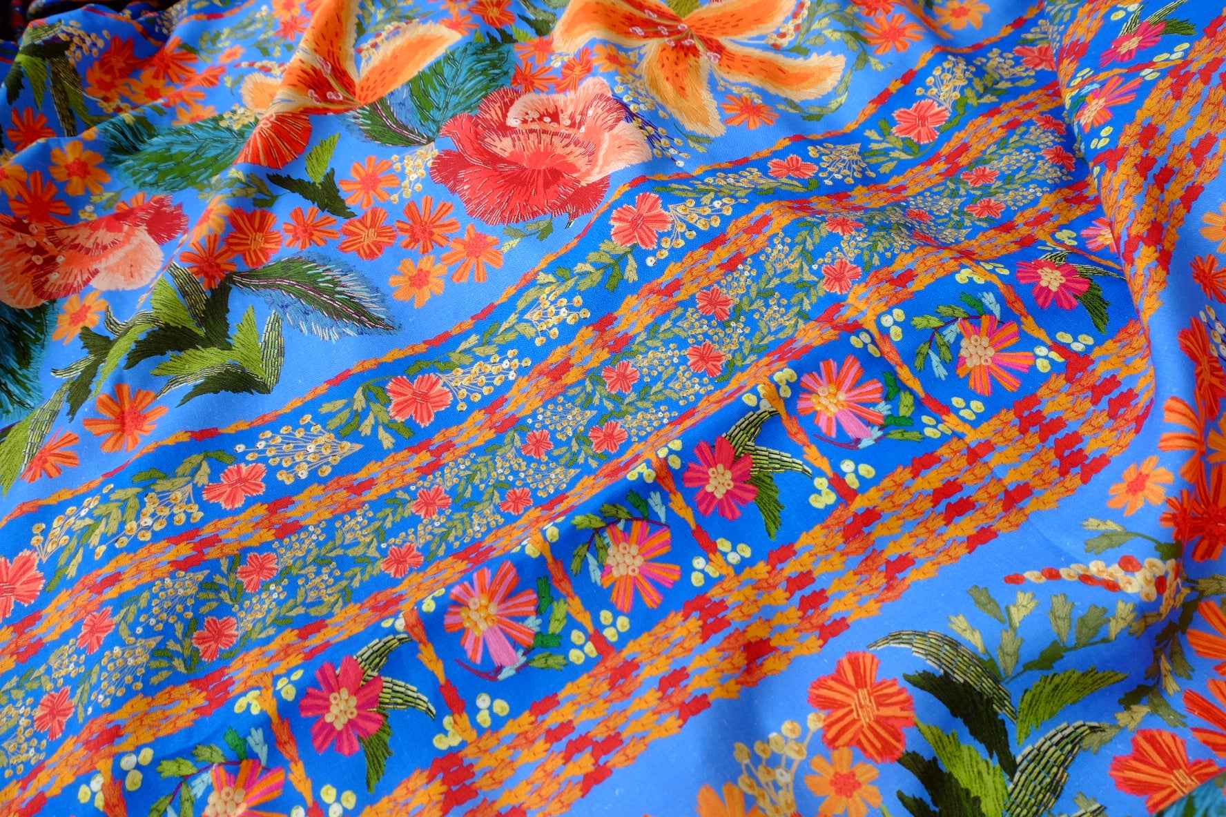 Farm Rio Deadstock Placement Floral Cotton Linen Fabric, Bright Blue Tropical Print, 1.66 Yards