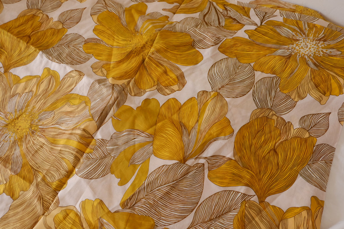 Golden Botanical Floral Cotton Lawn – 2.30 yd