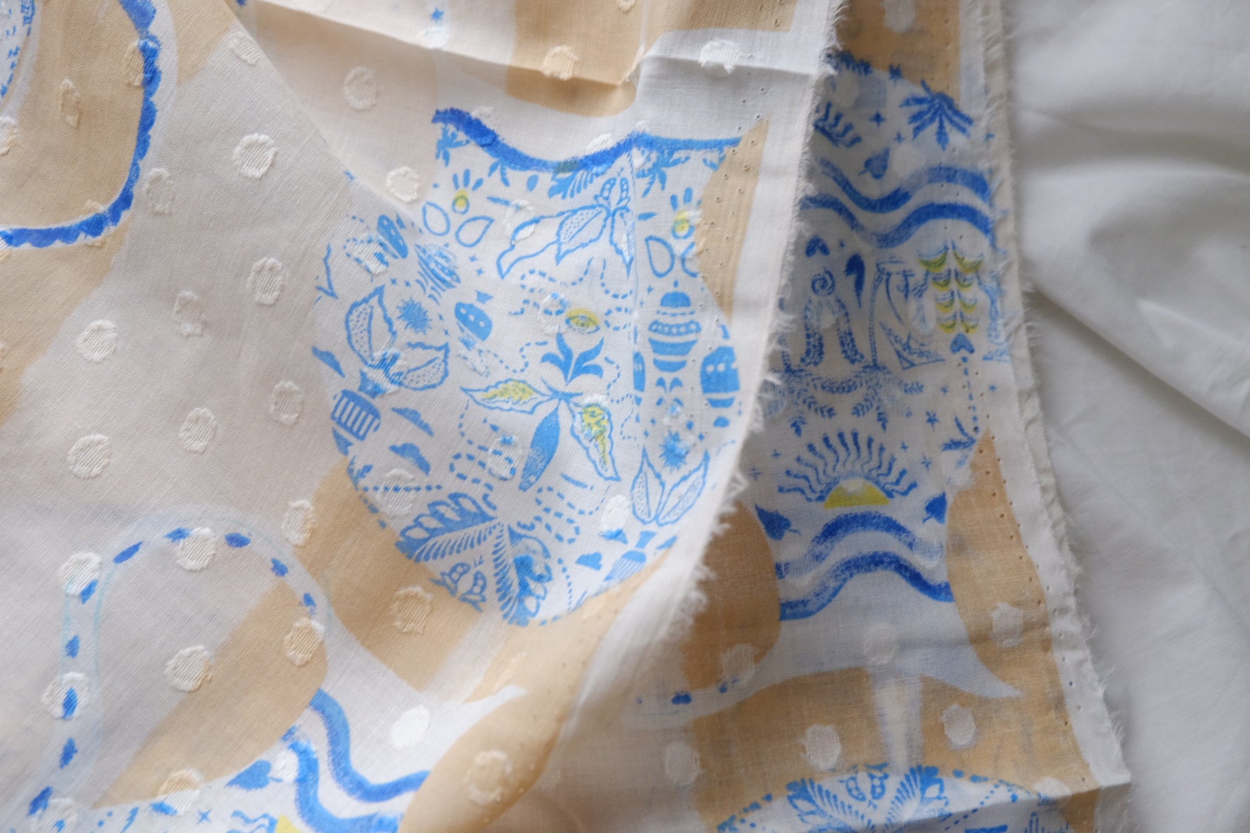 Blue Porcelain Teapot Dobby Cotton – 2.2 yd