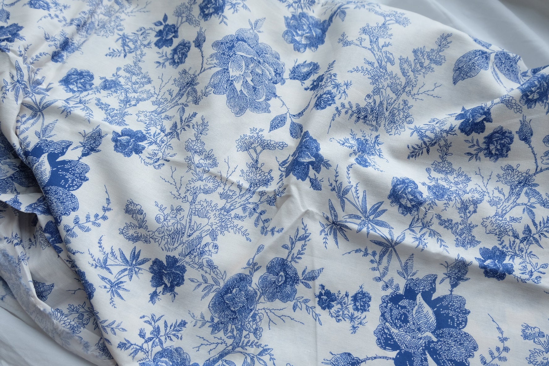 Blue Toile Floral Cotton Lawn Fabric - 4.4 yd