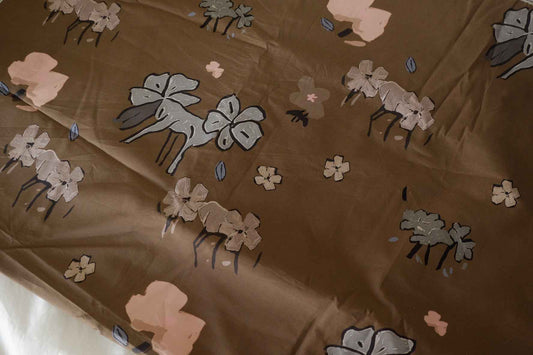 Brown Abstract Floral Crisp Cotton Poplin Fabric – 1.6 yd