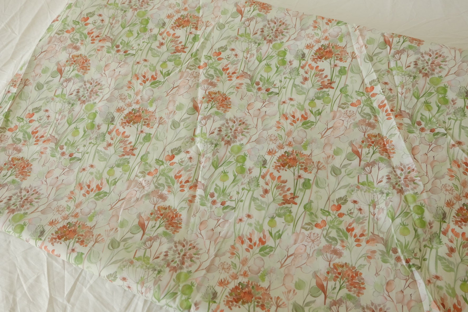 Meadow Bird Botanical Print Cotton Lawn Fabric – 3.28 yd Piece