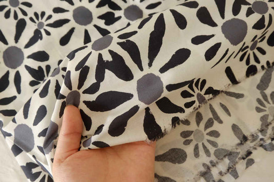 Black & Grey Graphic Floral Cotton Poplin Fabric – 2.2 yd