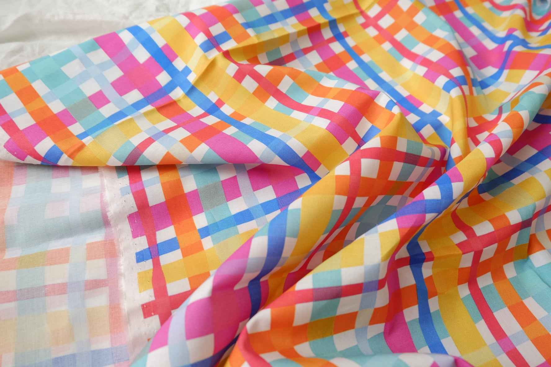 Bright Plaid Lightweight Cotton Poplin Fabric - 3.28 yd
