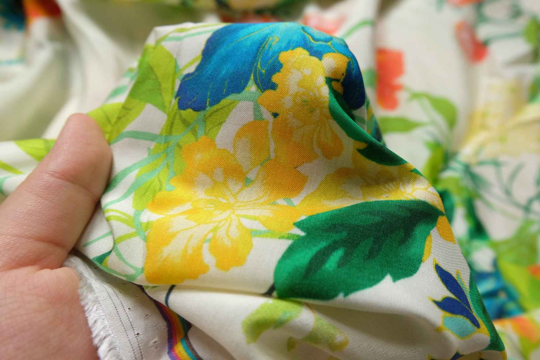 Tropical Placement Print Rayon Fabric for Shirt Dresses, Lightweight Drapey Weight, 3.28 Yards