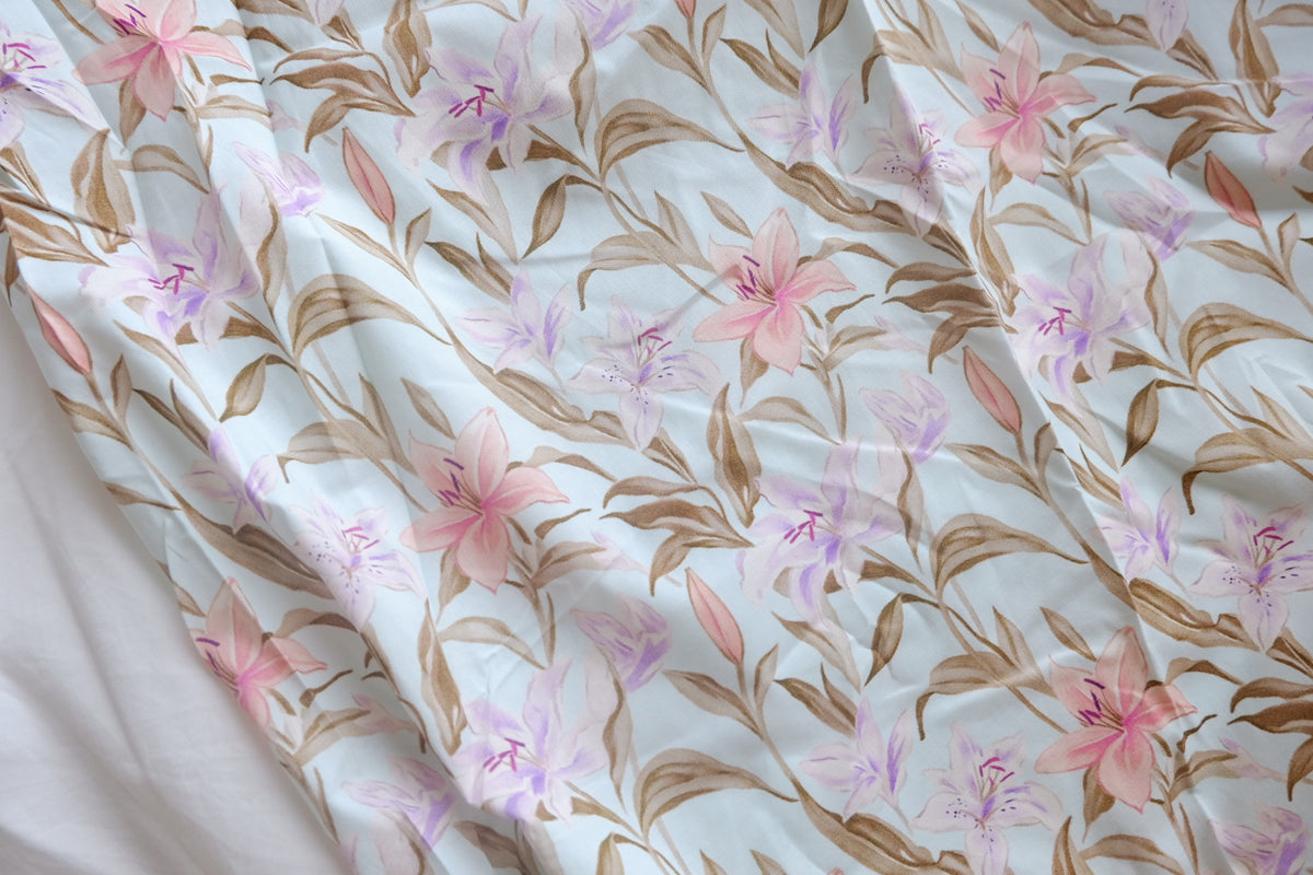 Watercolor Lily Cotton Poplin – 3.3 yd + 0.5 yd Bonus