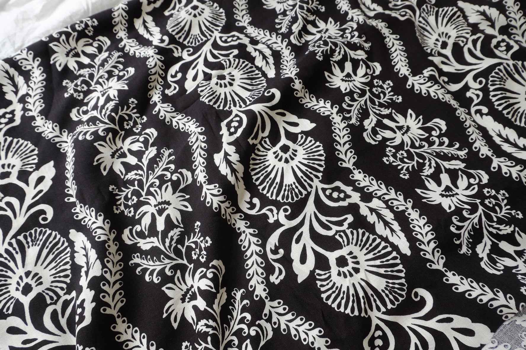 Bold Black and Ivory Floral Linen Cotton Fabric, Heavyweight Dress & Skirt Weight, 2.19 Yards / 1.64 Yards