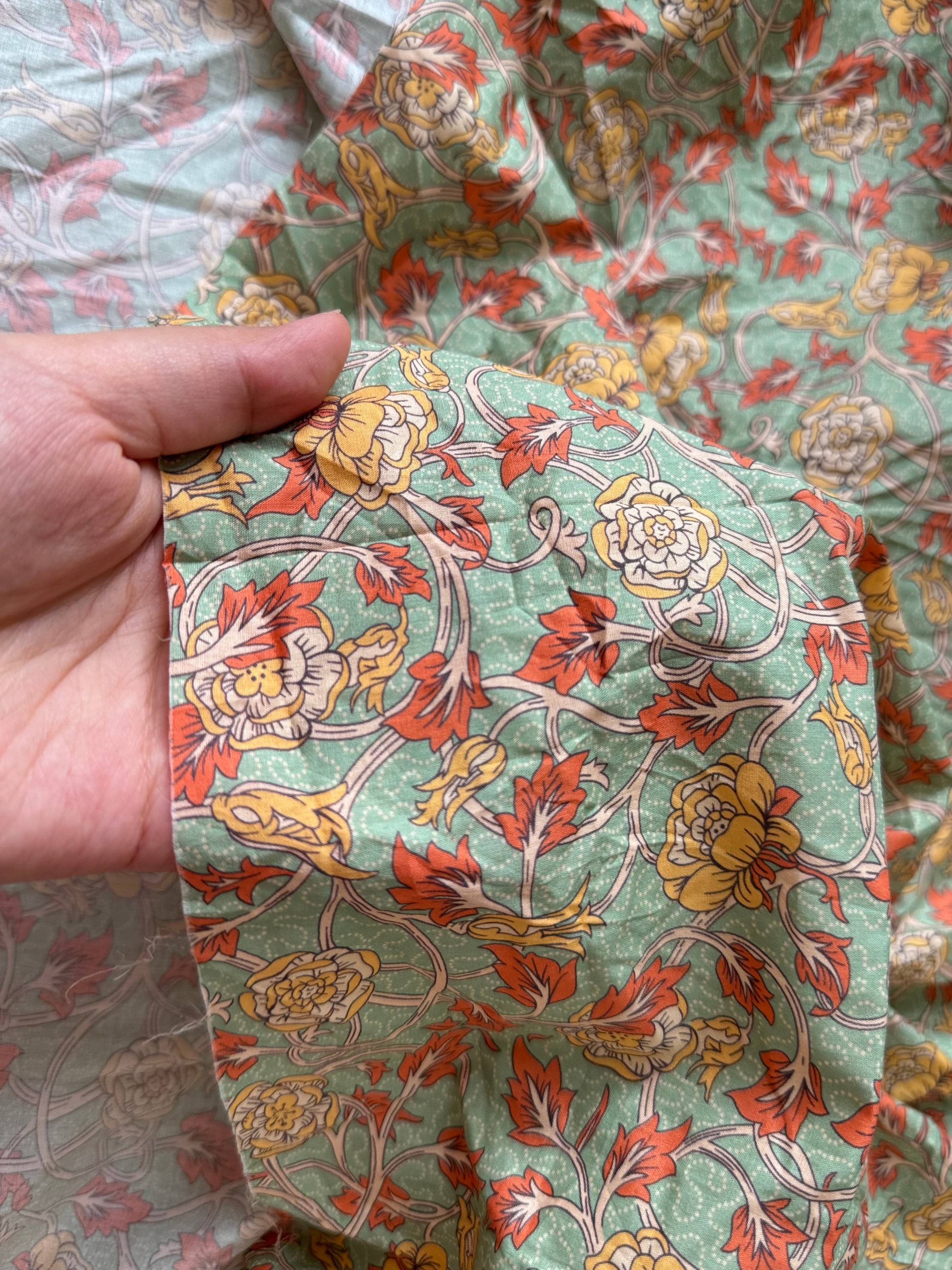 Arts & Crafts Floral Cotton Lawn Fabric — 1.20 yd
