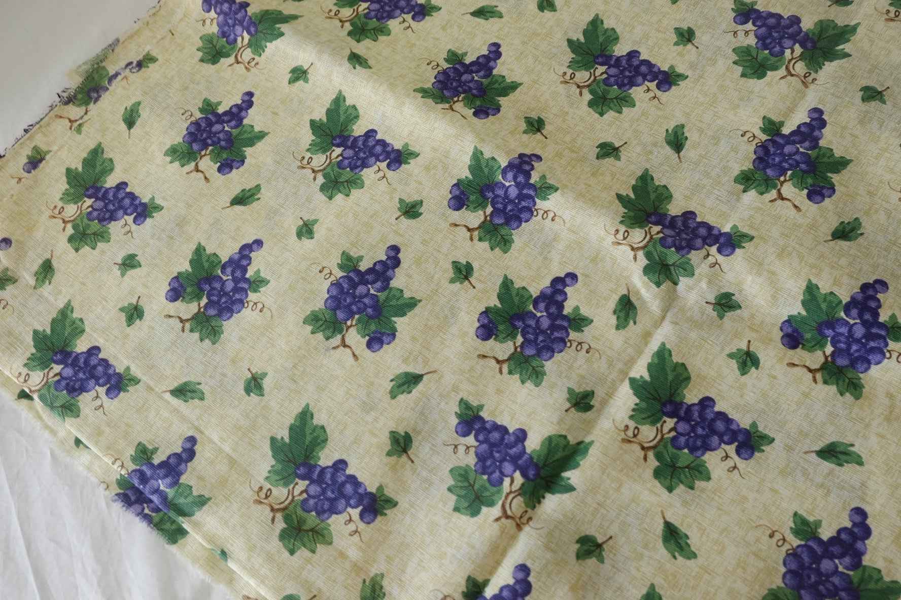 Grape Garden Cotton Linen Blend Fabric – 2.2 yd