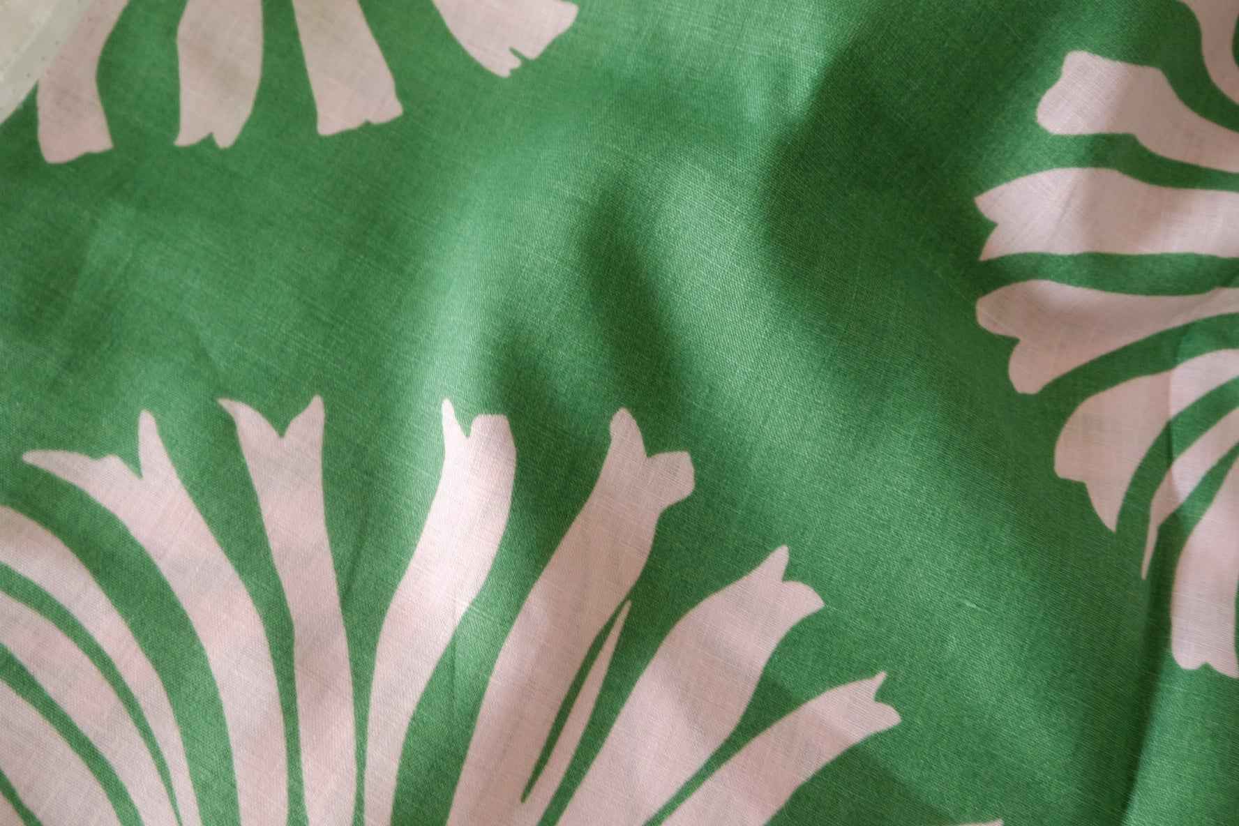 Green Oversized Floral Pure Linen Fabric – 2.2 yd