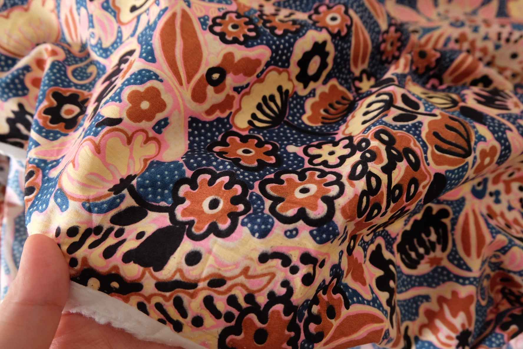 Vintage Butterfly Floral Fine Cotton Poplin Fabric – 1.6 Yards