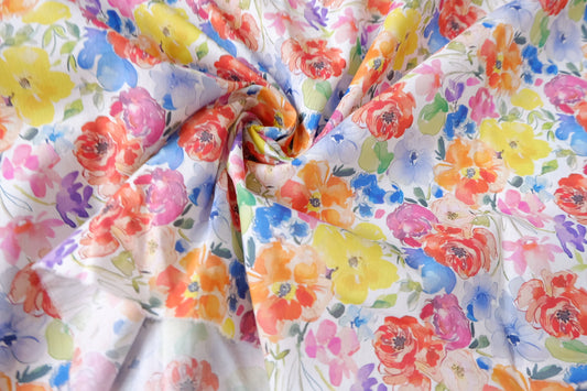 Watercolor Floral 80s Cotton Lawn Fabric — 1.64 yd
