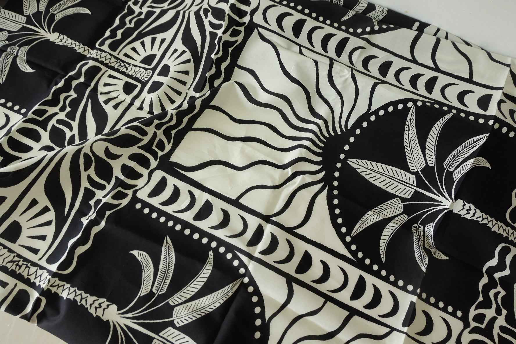 Black Tropical Border Cotton Poplin — 1.64 yd