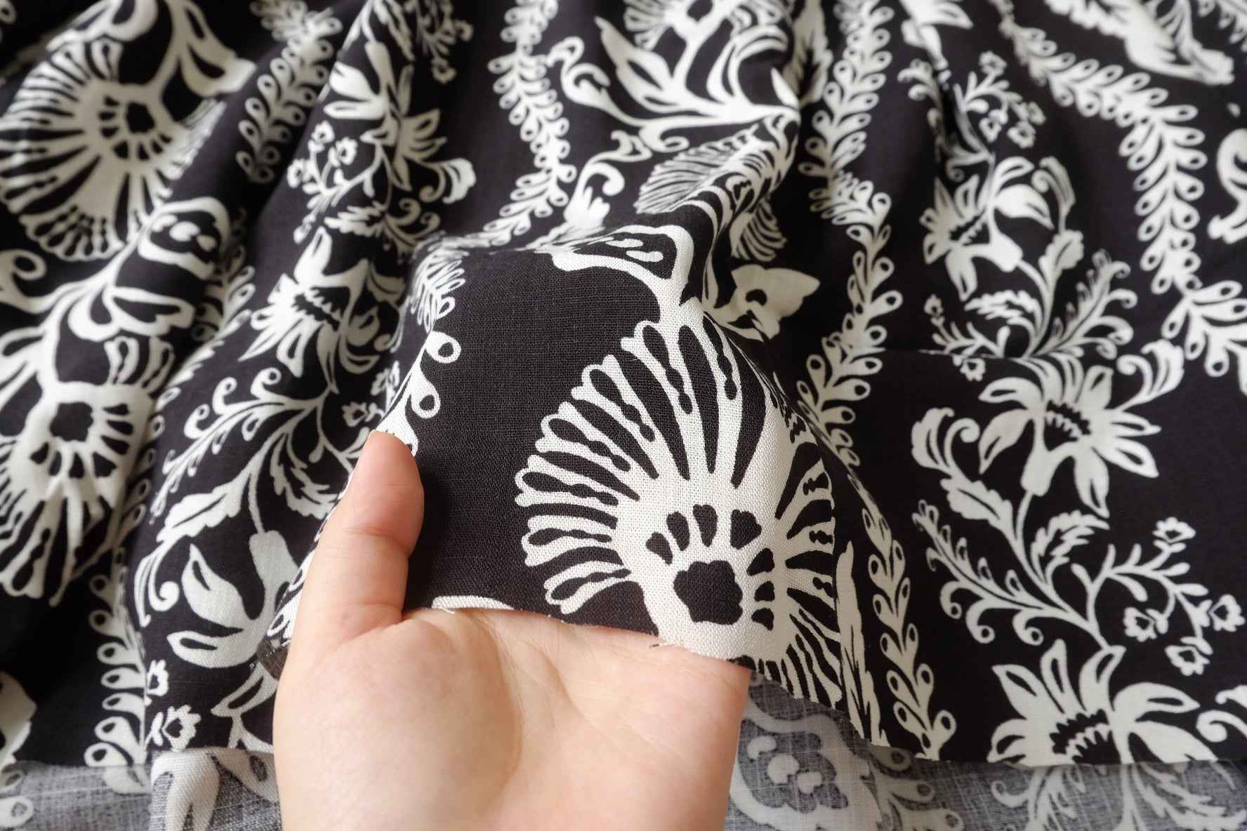 Bold Black and Ivory Floral Linen Cotton Fabric, Heavyweight Dress & Skirt Weight, 2.19 Yards / 1.64 Yards