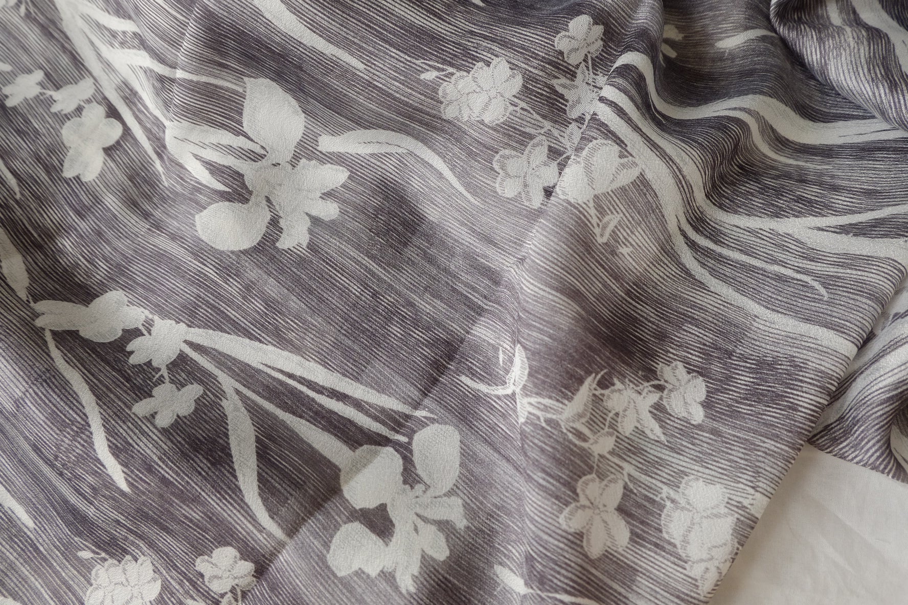 Misty Botanical Tencel Linen Fabric, Airy Dress Weight, 3.28 Yards