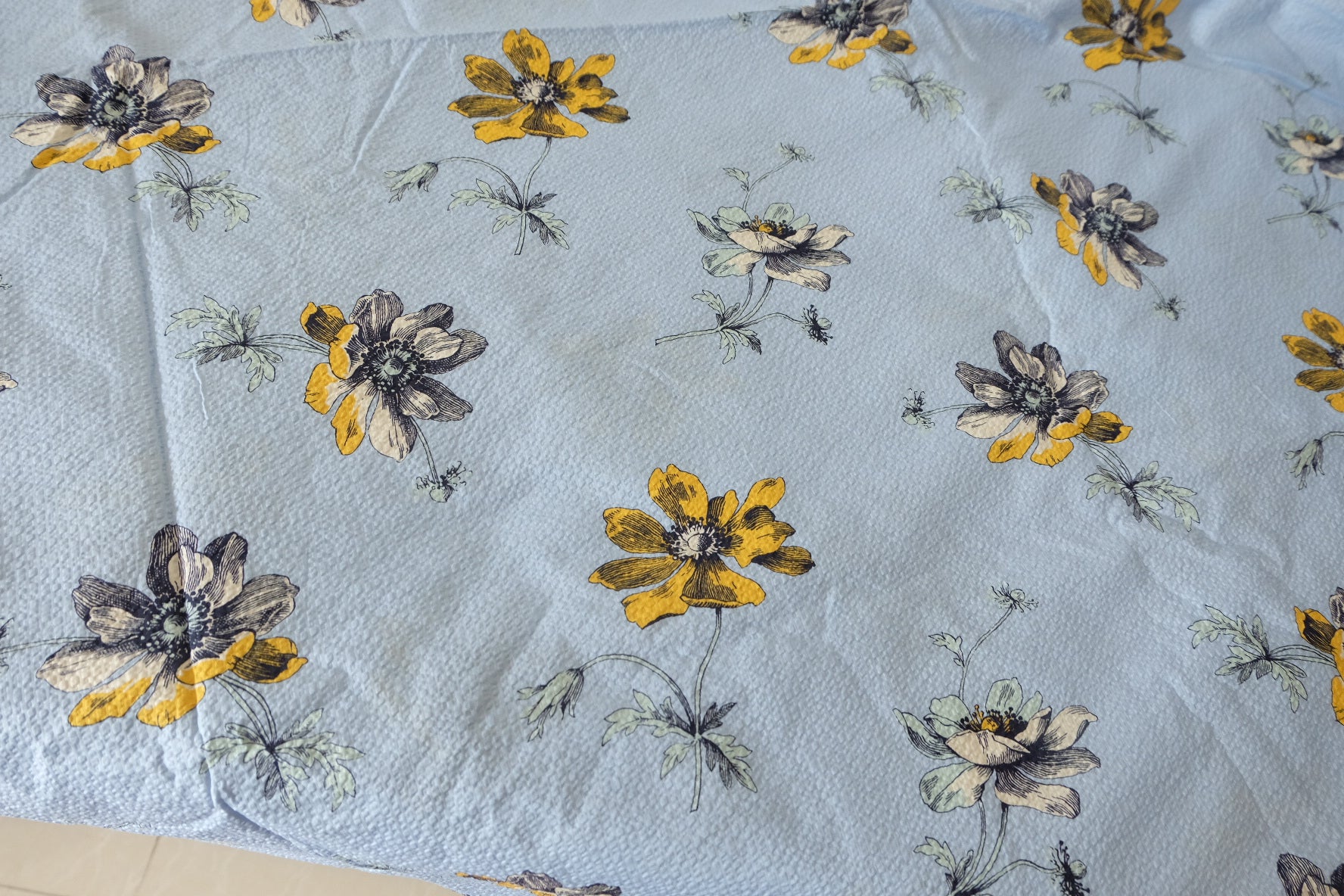 Textured Blue Floral Salt-Shrink Cotton Fabric - 3.3 yd