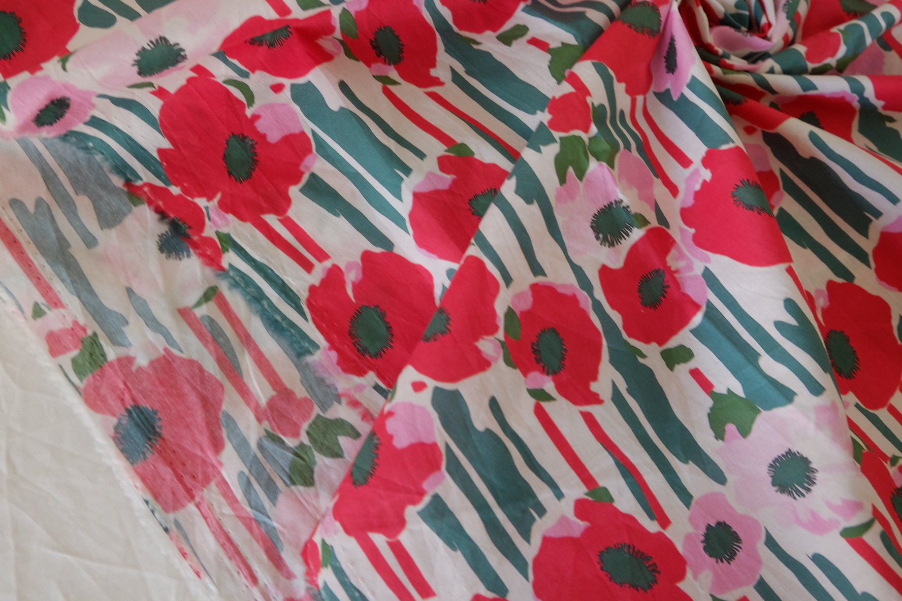 Retro Poppy Stripe Cotton Lawn Fabric – Red Floral Print (1.1 yd Cut)