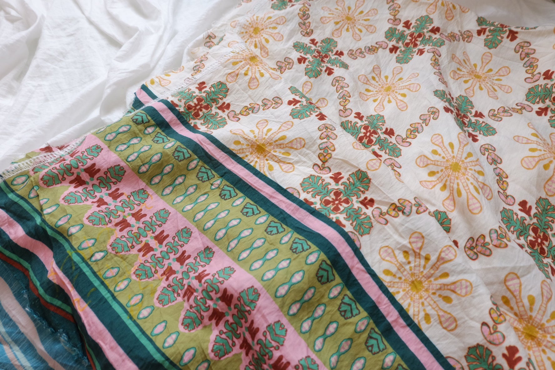 Border Print Lyocell Linen Resort Fabric — 2.08 yd